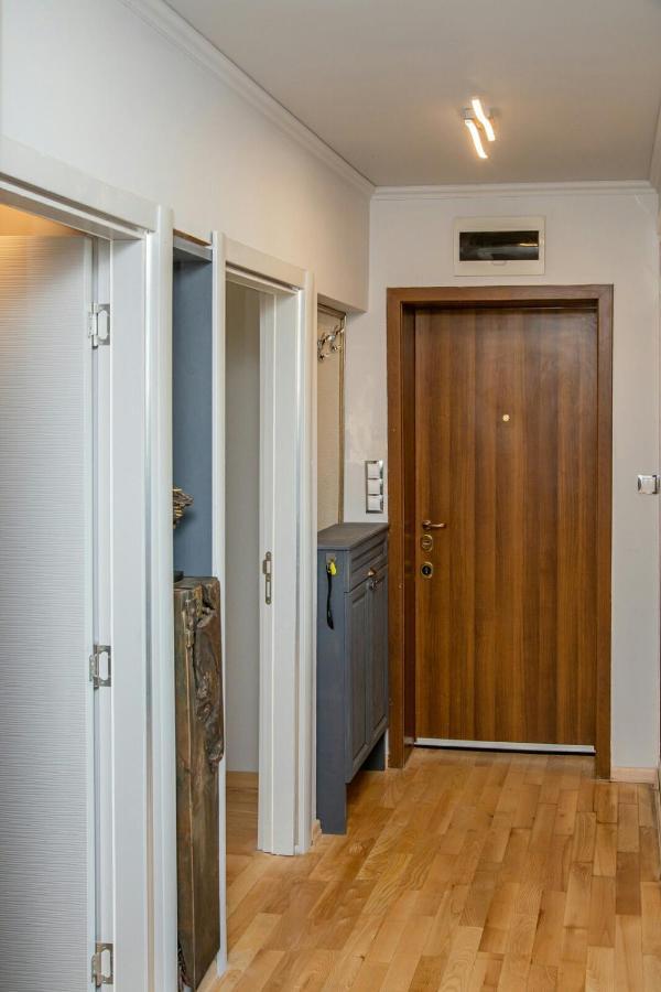 Art Luxury Apartment Burgas Esterno foto